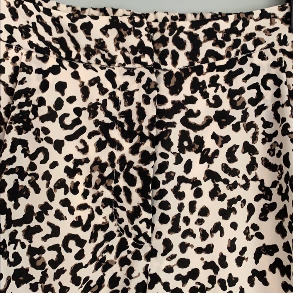 ASTR High Waist Cheetah Shorts - Picture 2 of 8
